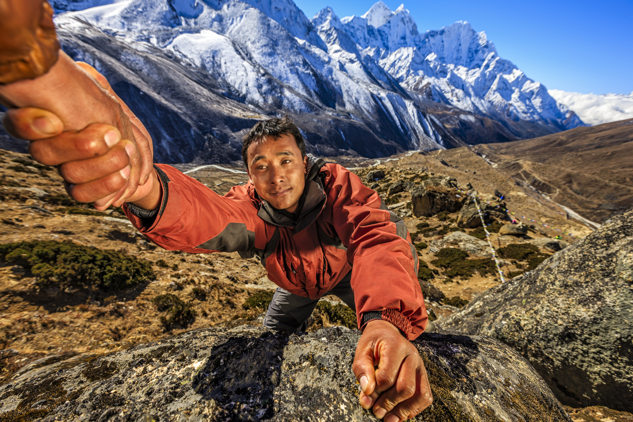 Nepali "everest Sherpa" Climbing In Himalayas