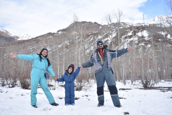 Anurag Sahu family in snow