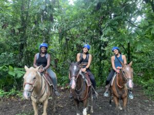 Costaricahorses[1]